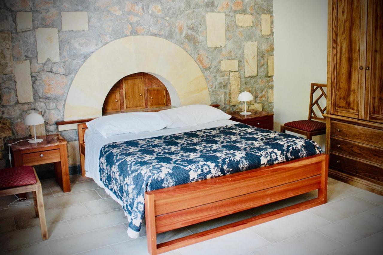 Al Tempio Della Pace Hotel Карини Екстериор снимка