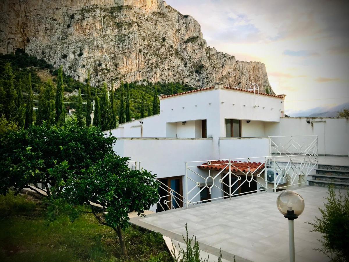 Al Tempio Della Pace Hotel Карини Екстериор снимка