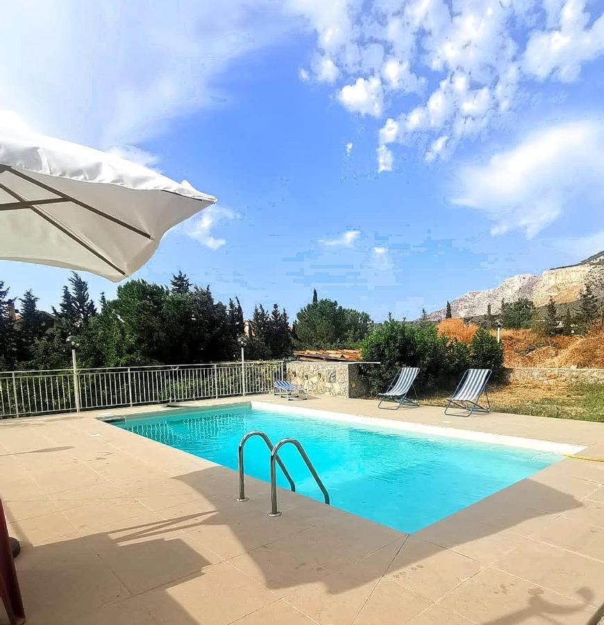 Al Tempio Della Pace Hotel Карини Екстериор снимка