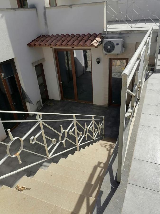Al Tempio Della Pace Hotel Карини Екстериор снимка
